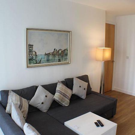 Apartment On Drybrough Crescent 3/6 إدنبرة المظهر الخارجي الصورة