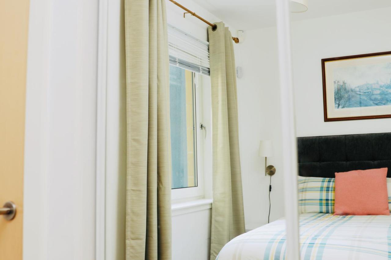 Apartment On Drybrough Crescent 3/6 إدنبرة المظهر الخارجي الصورة